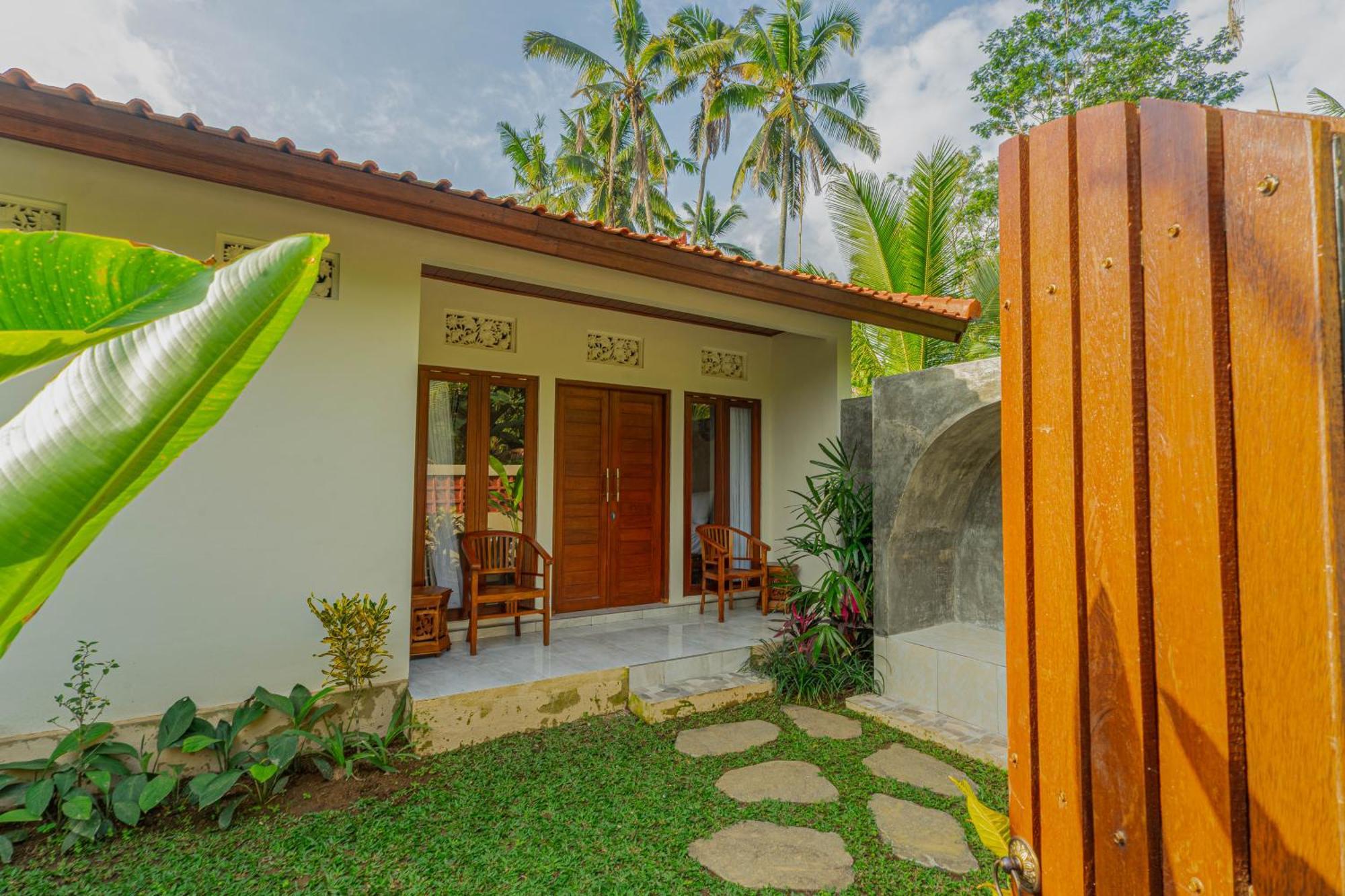 Hotel Puri Kurnia Ayu Ubud Exterior foto